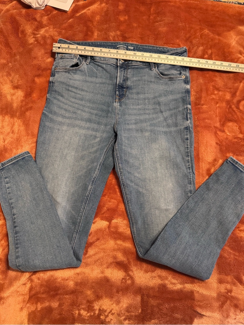 Old Navy Light Blue Women's Skinny Jeans